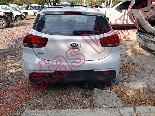 KIA RIO 2021, foto 6 de 19