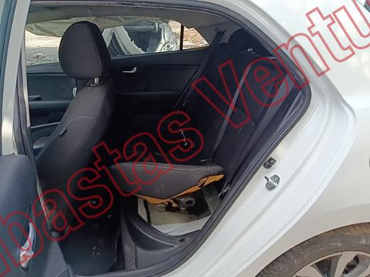 KIA RIO 2021, foto 16 de 19