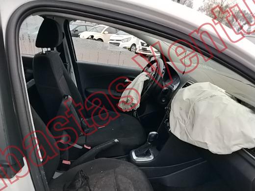 VOLKSWAGEN POLO 2022, foto 12 de 19