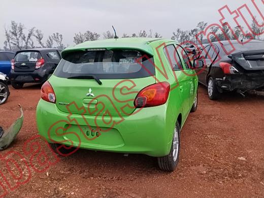 MITSUBISHI MIRAGE 2015, foto 6 de 19