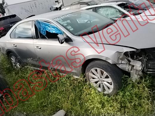 VOLKSWAGEN PASSAT 2013, foto 4 de 19