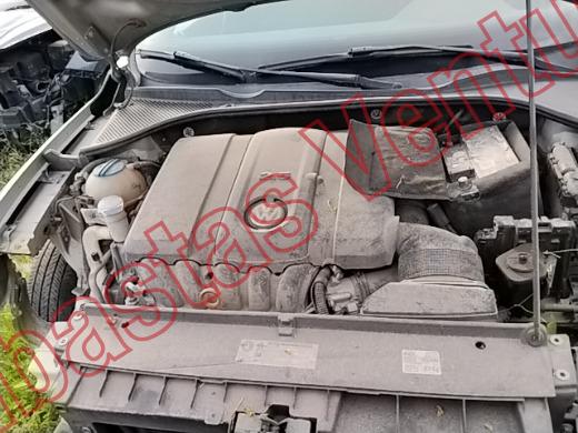VOLKSWAGEN PASSAT 2013, foto 10 de 19