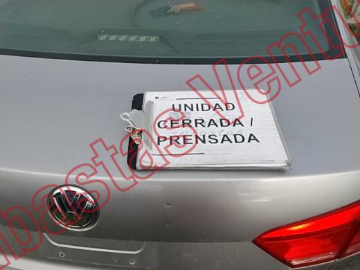 VOLKSWAGEN PASSAT 2013, foto 15 de 19