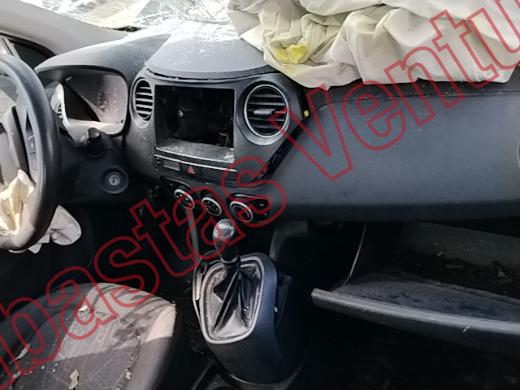 HYUNDAI GRAN I10 2016, foto 14 de 19