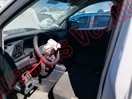 VOLKSWAGEN CADDY 2022, foto 17 de 19