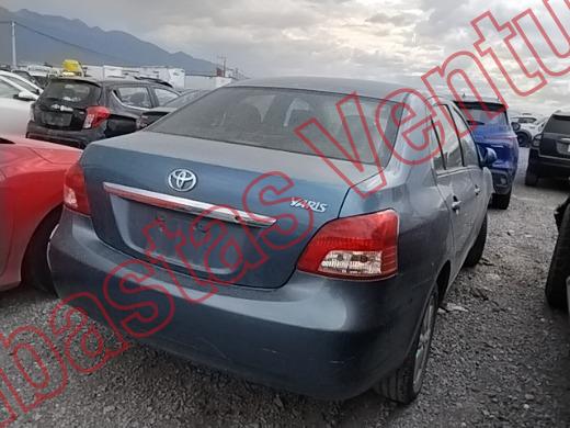 TOYOTA YARIS 2013, foto 5 de 19