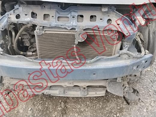 TOYOTA YARIS 2013, foto 18 de 19