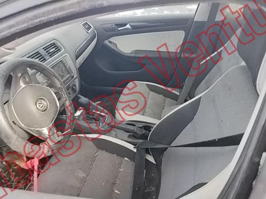 VOLKSWAGEN JETTA 2016, foto 17 de 19
