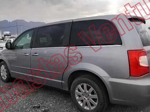 CHRYSLER TOWN AND COUNTRY 2014, foto 8 de 19