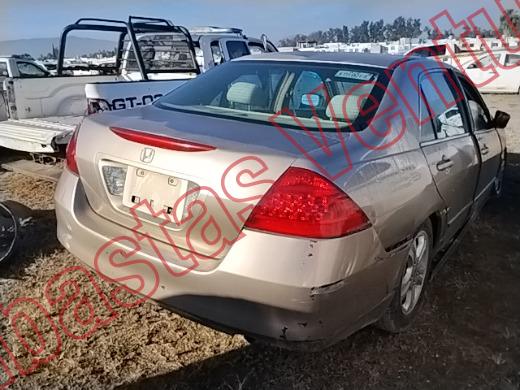 HONDA ACCORD 2007, foto 5 de 19