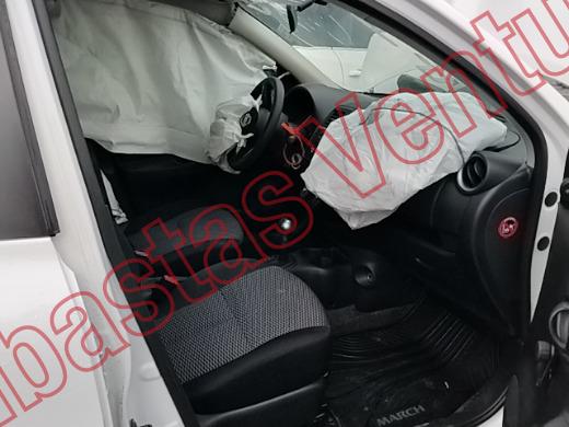 NISSAN MARCH 2022, foto 12 de 19