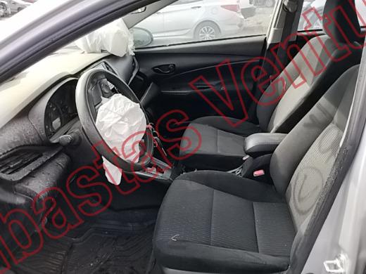 TOYOTA YARIS 2022, foto 17 de 19