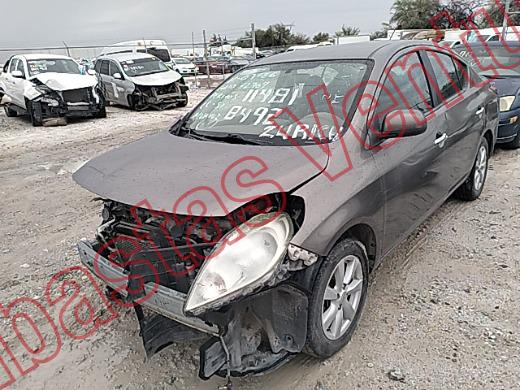 NISSAN VERSA 2013, foto 1 de 19