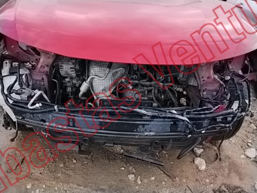 NISSAN X-TRAIL 2017, foto 18 de 19