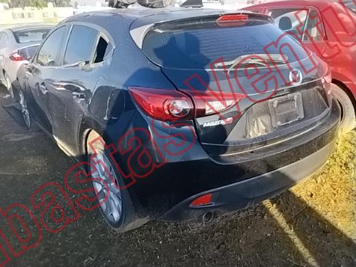 MAZDA MAZDA 3 2015, foto 8 de 19