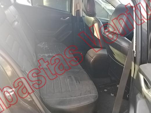 MAZDA MAZDA 3 2015, foto 13 de 19