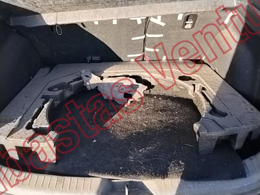 MAZDA MAZDA 3 2015, foto 15 de 19