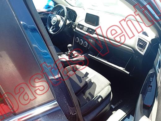 MAZDA MAZDA 3 2018, foto 12 de 19