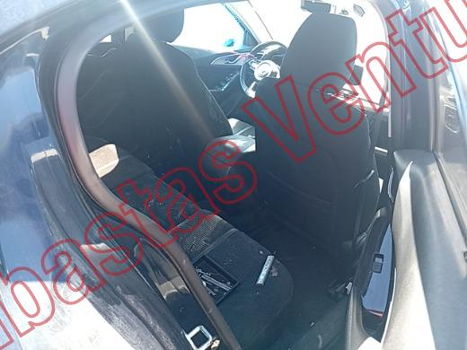MAZDA MAZDA 3 2018, foto 13 de 19