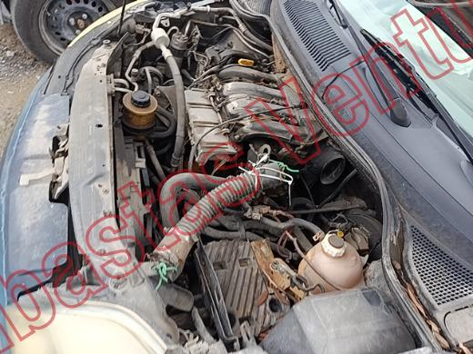 RENAULT SCENIC 2004, foto 9 de 19