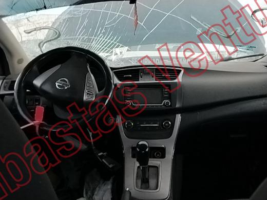 NISSAN SENTRA 2016, foto 14 de 19
