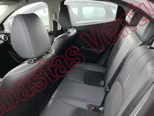 MAZDA MAZDA 2 2020, foto 16 de 19