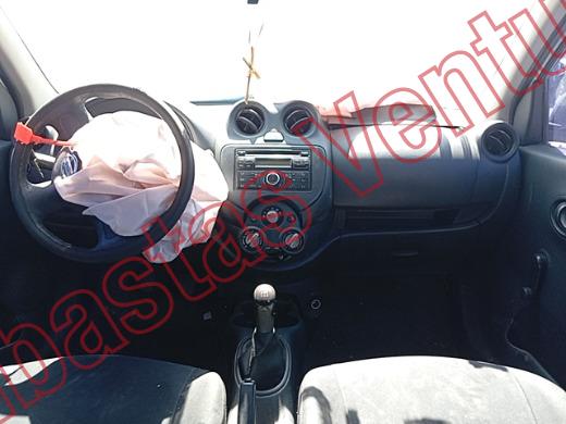 NISSAN MARCH 2017, foto 14 de 19