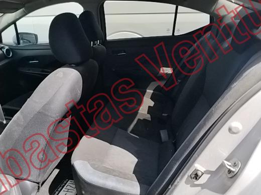 NISSAN VERSA 2023, foto 16 de 19