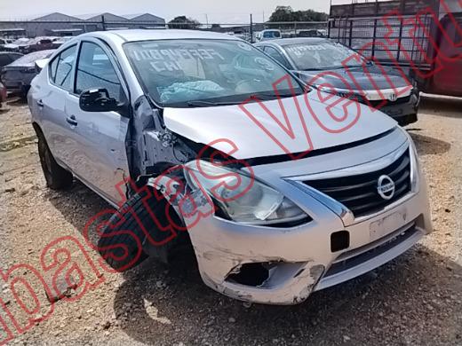 NISSAN VERSA 2019, foto 3 de 19