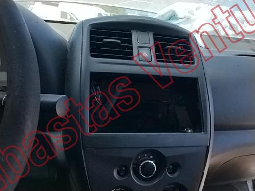 NISSAN VERSA 2019, foto 14 de 19