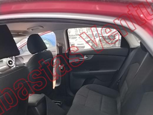 KIA NEW FORTE 2020, foto 16 de 19