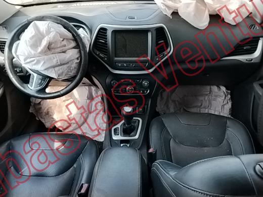 JEEP GRAND CHEROKEE 2015, foto 14 de 19