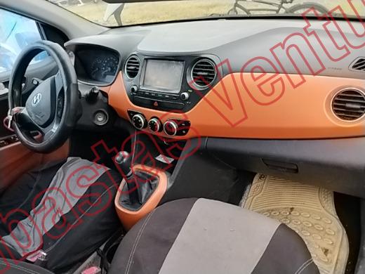 HYUNDAI GRAND I10 2020, foto 14 de 19