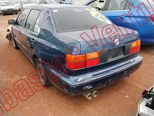 VOLKSWAGEN JETTA 1998, foto 7 de 19