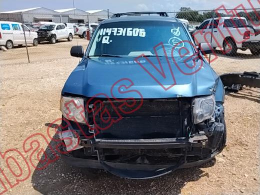FORD ESCAPE 2012, foto 2 de 19