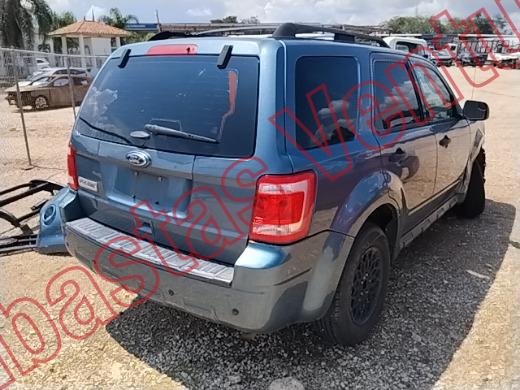FORD ESCAPE 2012, foto 5 de 19