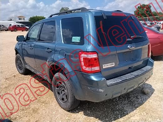 FORD ESCAPE 2012, foto 7 de 19