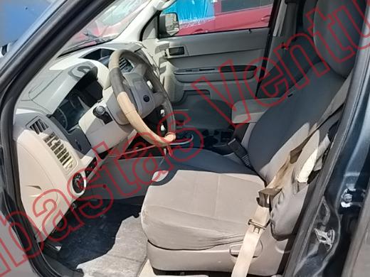 FORD ESCAPE 2012, foto 17 de 19