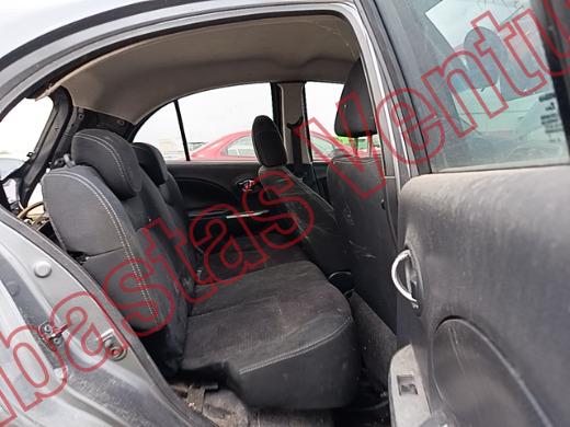 NISSAN MARCH 2017, foto 13 de 19