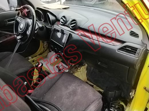 SUZUKI SWIFT 2019, foto 14 de 19
