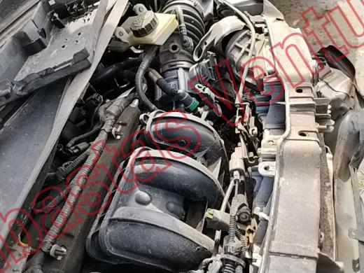 FORD ESCAPE 2016, foto 11 de 19