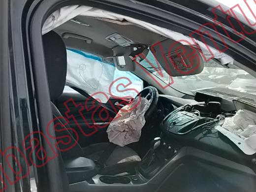 FORD ESCAPE 2016, foto 12 de 19