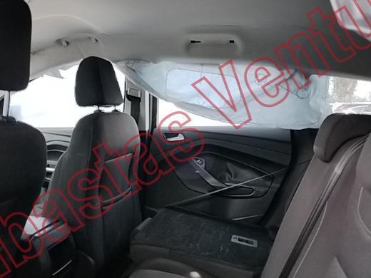 FORD ESCAPE 2016, foto 16 de 19