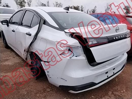 NISSAN VERSA 2026, foto 7 de 19