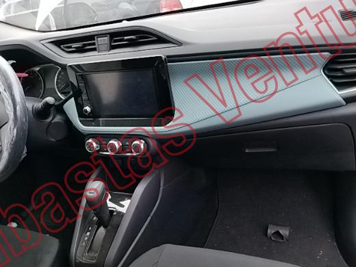 NISSAN VERSA 2026, foto 14 de 19