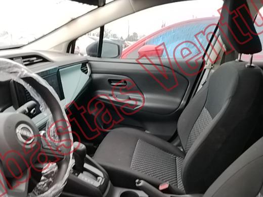NISSAN VERSA 2026, foto 17 de 19