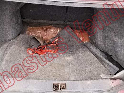 NISSAN VERSA 2017, foto 15 de 19