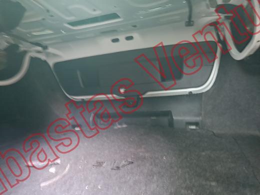 VOLKSWAGEN JETTA 2016, foto 15 de 19