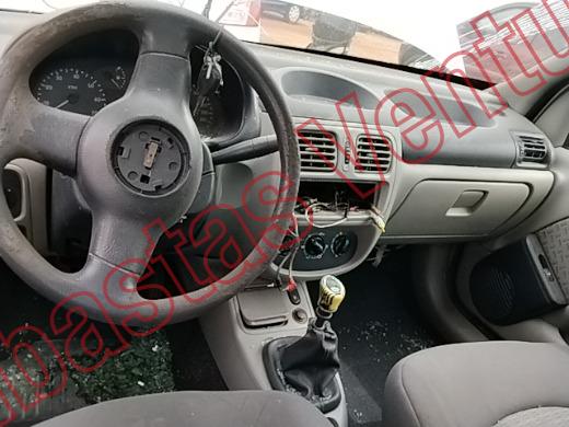 NISSAN PLATINA 2005, foto 14 de 19