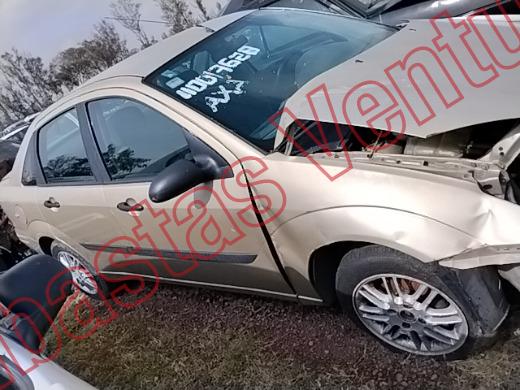FORD FOCUS 2002, foto 4 de 19